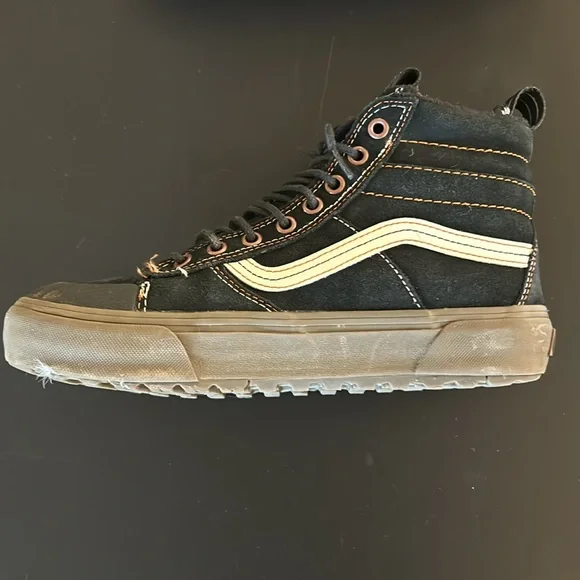 Van’s Off the Wall MTE Women’s size 8 - Picture 4 of 10